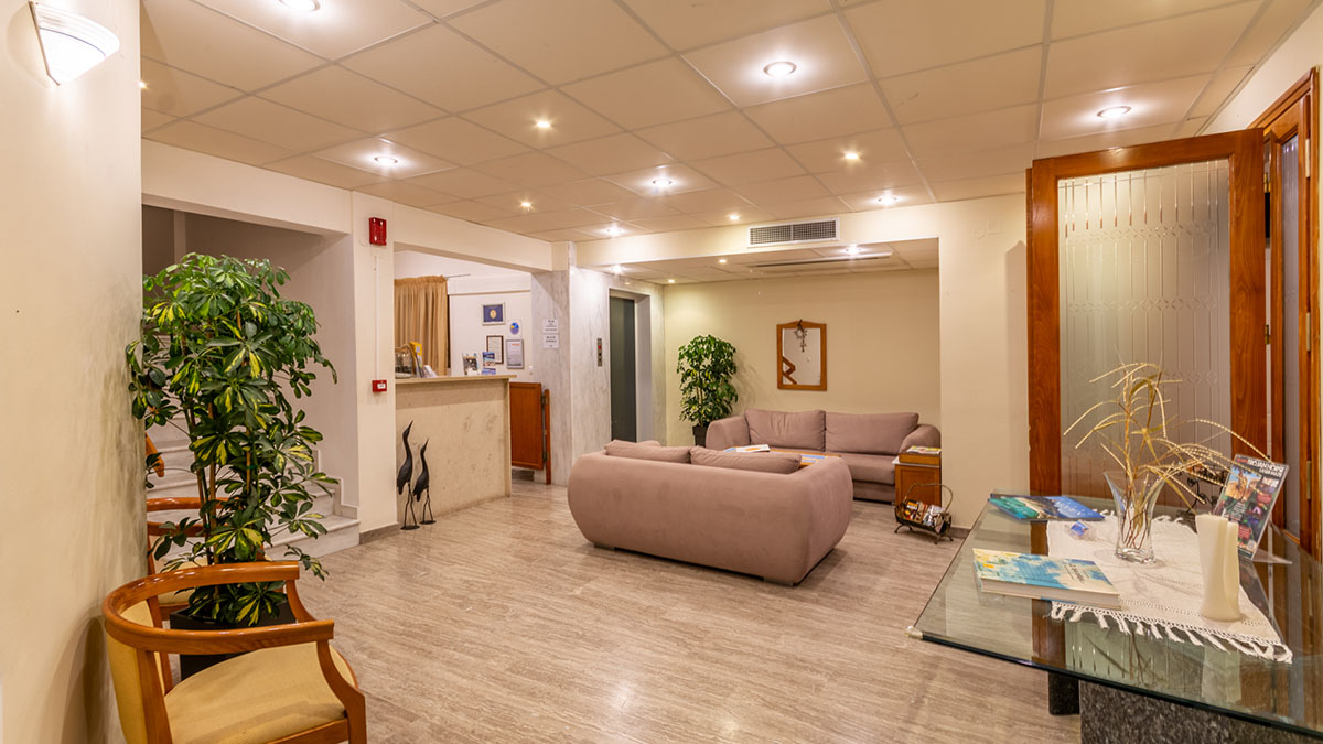 Irini Apartments - NR